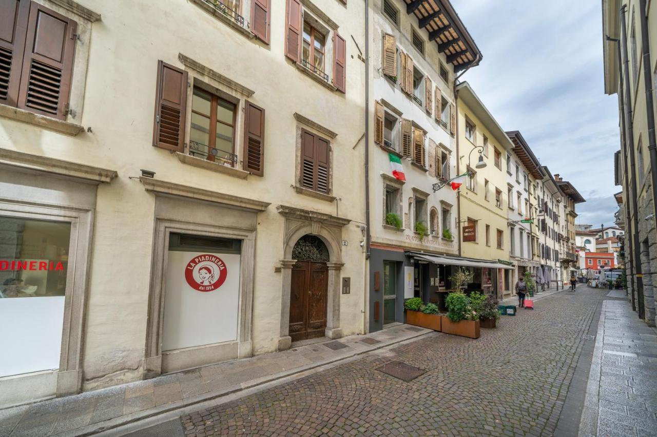 Atelier San Giacomo - Central Apartment Udine Exterior foto